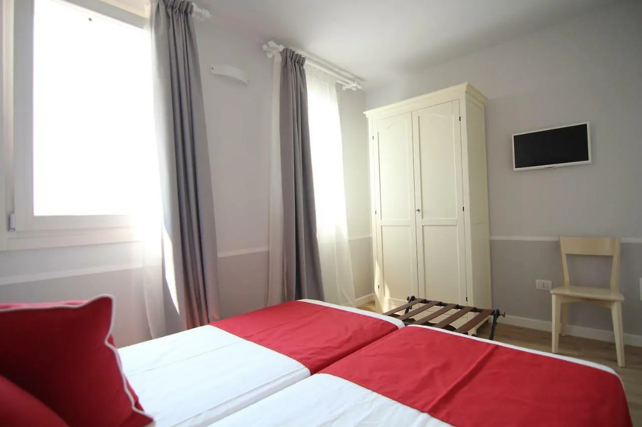 Spagnoi Rooms Castelnuovo del Garda 0*,